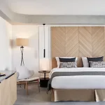 Atlantica Caldera Palace