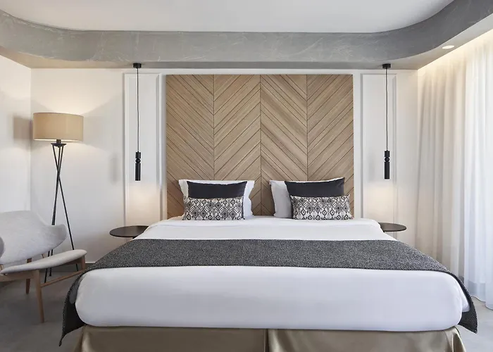 Atlantica Caldera Palace